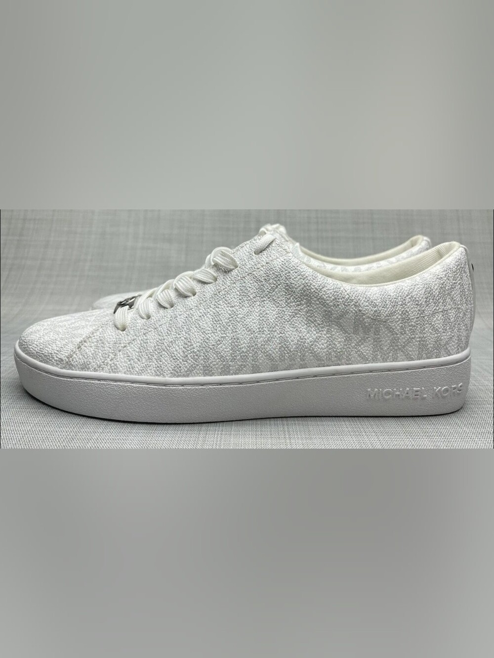 Michael Kors FIRE! NWOB! Keaton All Over Logo Sneakers in White. Sz 5. R2S!